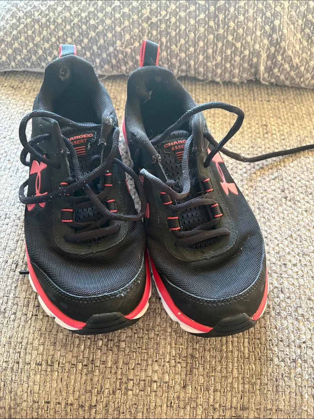 Under Armour Sneakers